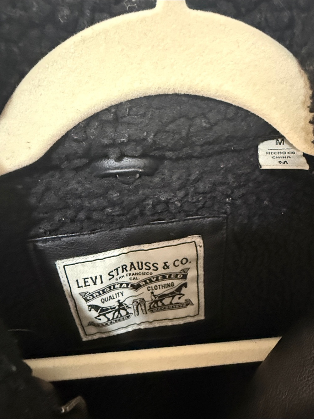Levi's Black Faux Leather Sherpa Collar Jacket - Picture 2 of 3